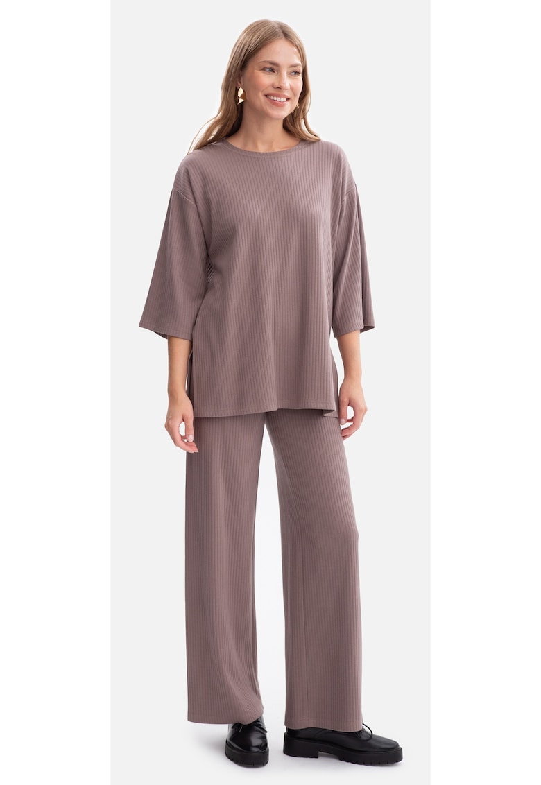 Pantaloni casual - B300 Cacao Lungi - Tricot cu dungi - Talie elastica - Fara buzunare - Croiala lejera - Perfect zilnica - Cacao