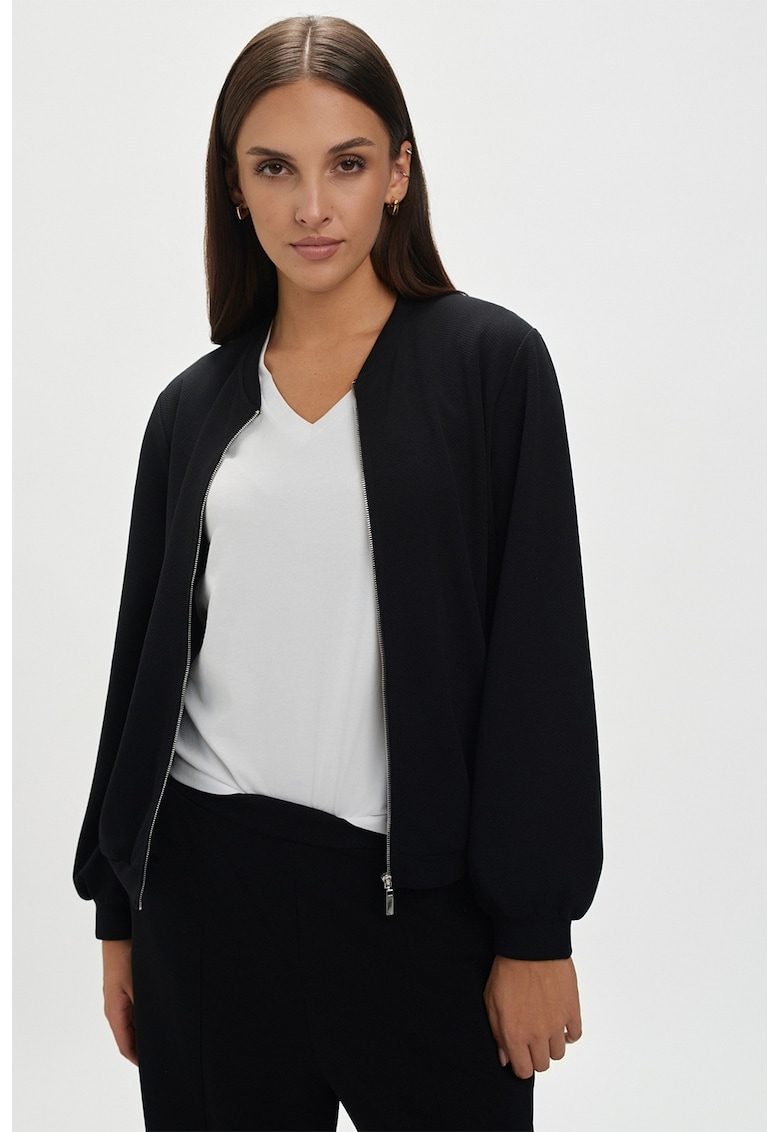 Jacheta bomber cu fermoar si model uni