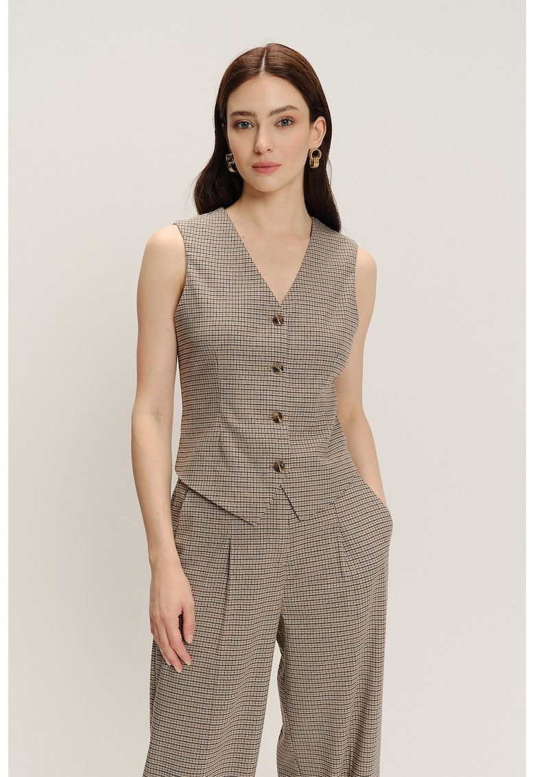 Sacou fara maneci cu model in carouri