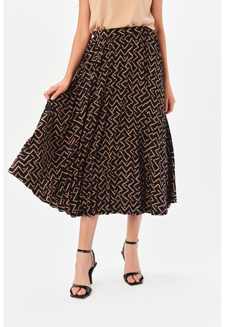 Fusta cu croiala pe bie si model herringbone