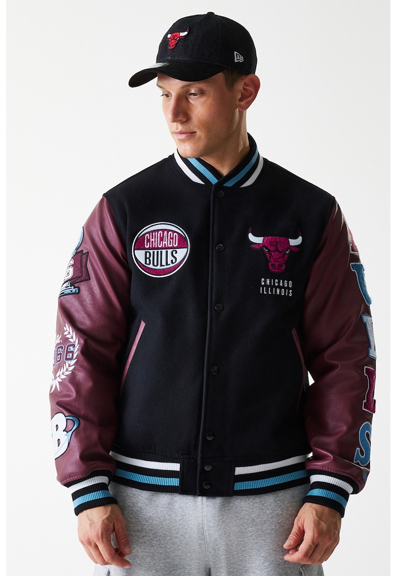 Jacheta cu capse - logo si buzunare