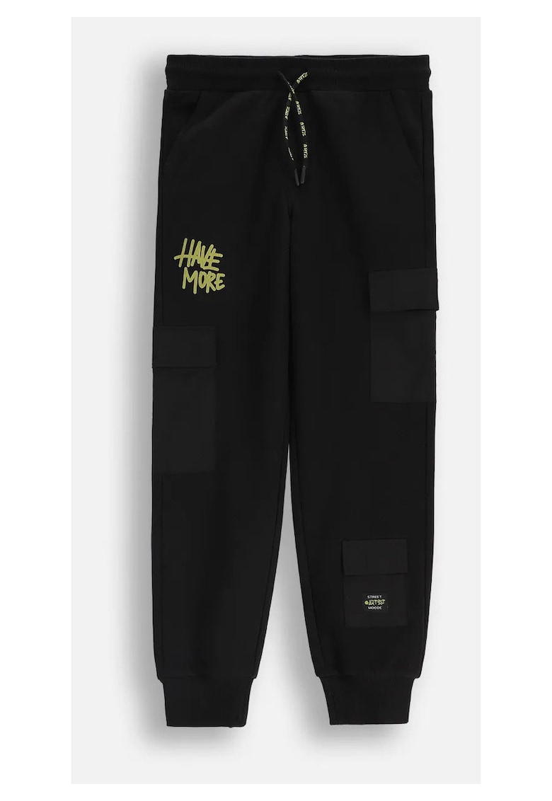 Pantaloni de trening cu buzunare aplicate