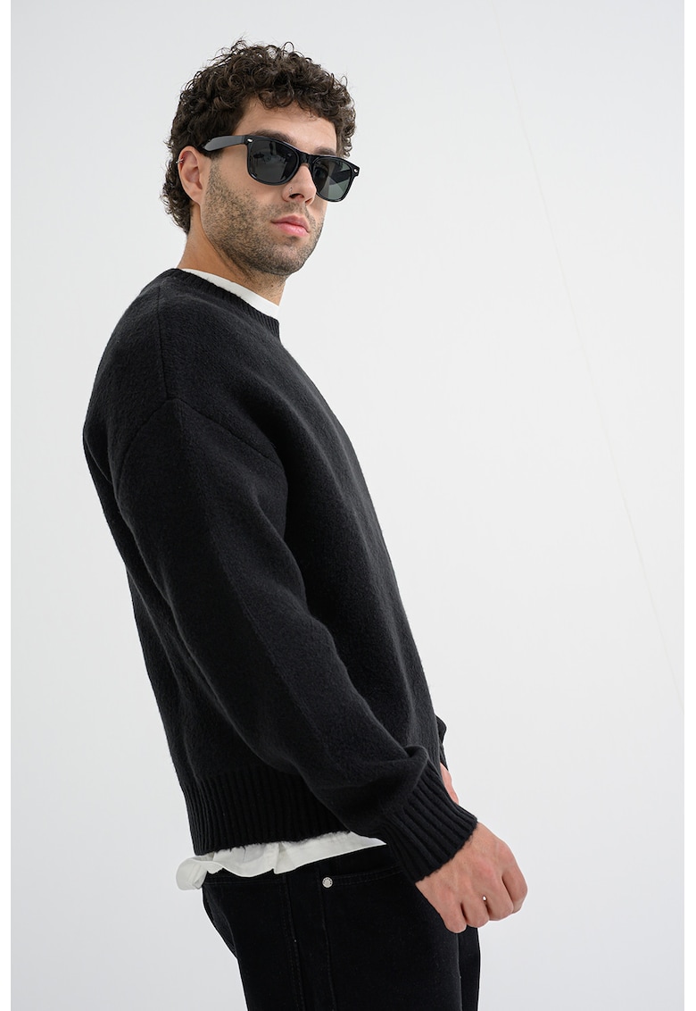 Pulover cu maneci cazute