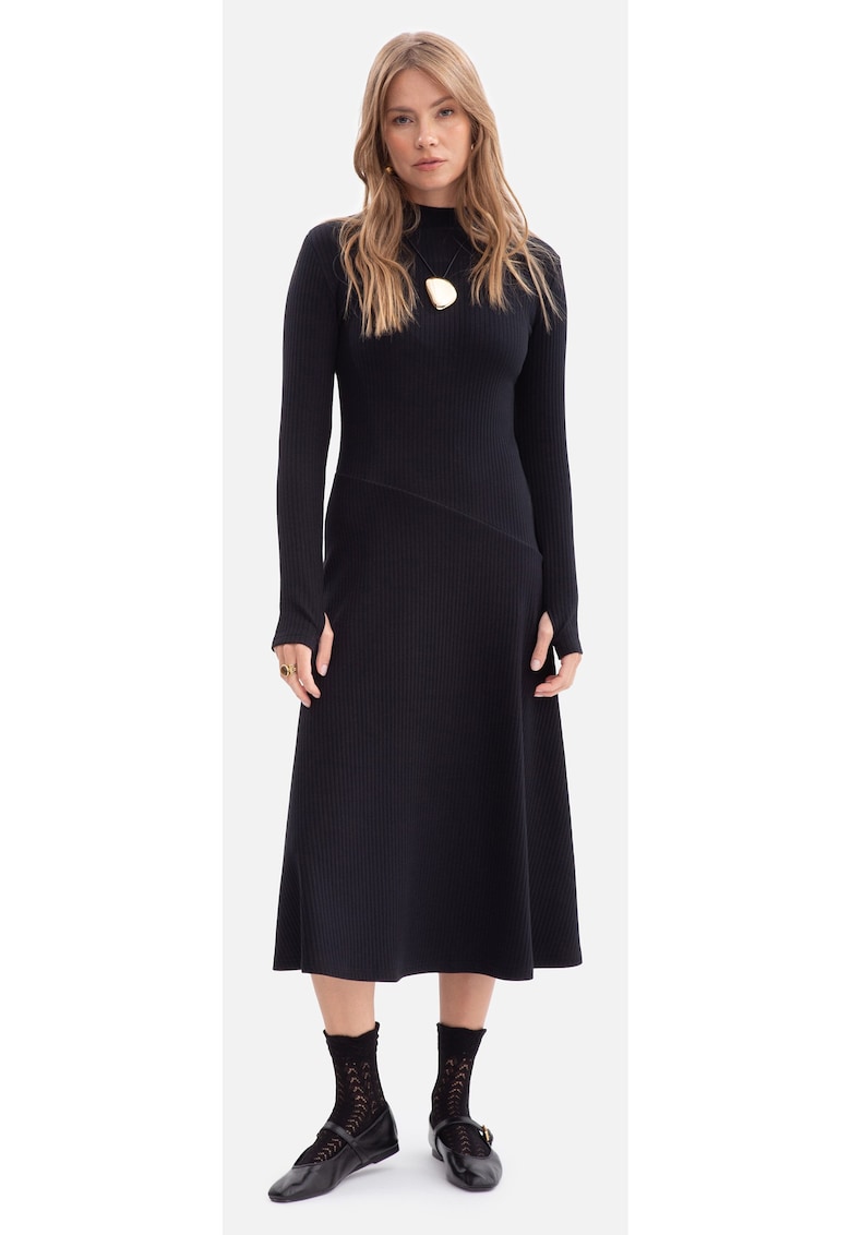 Rochie midi - B299 neagra cu dungi - top mulat - evazat la baza - maneci lungi cu orificii pentru degete - top cu guler inalt - fara inchizatoare