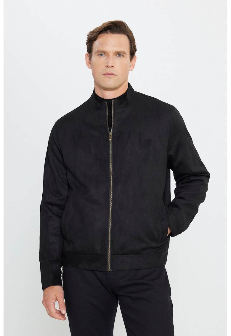 Jacheta cu fermoar si buzunare laterale