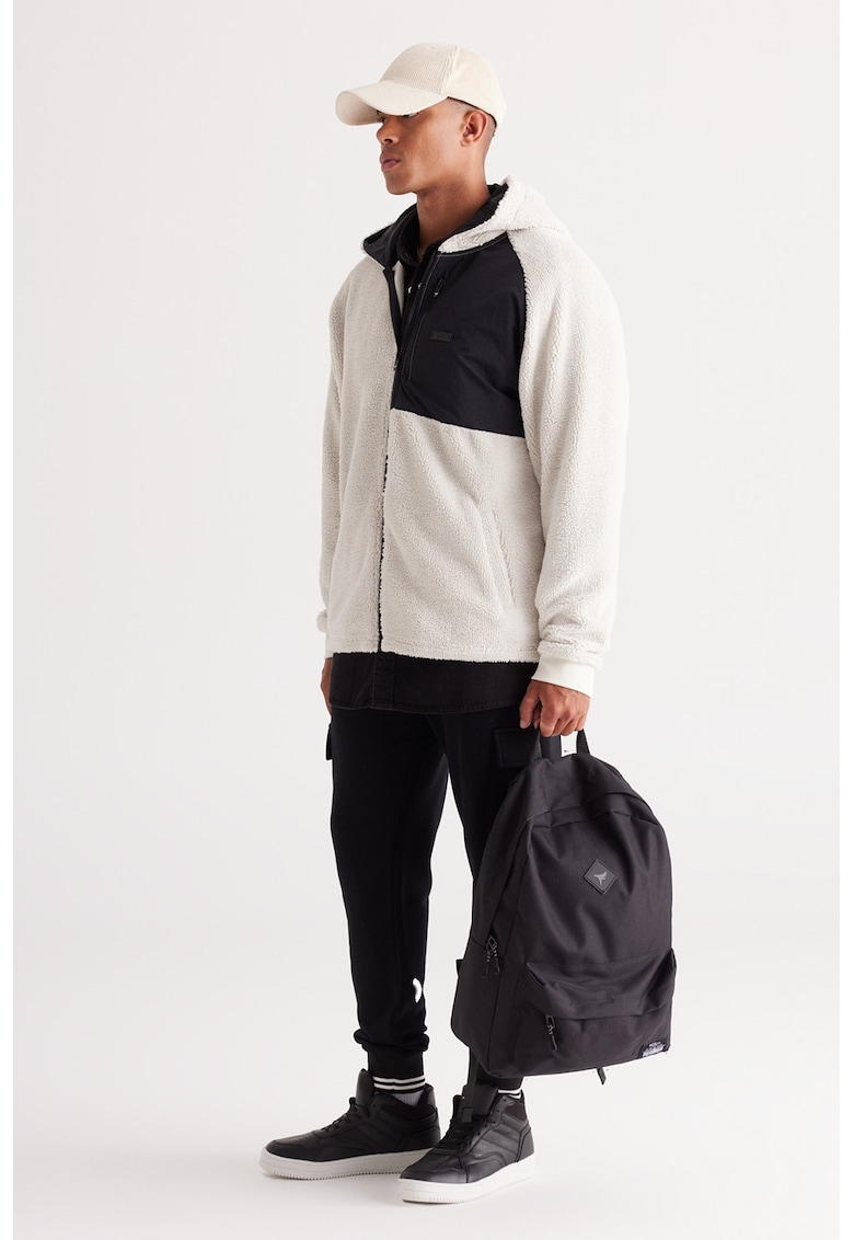 Hanorac pufos supradimensionat cu fermoar