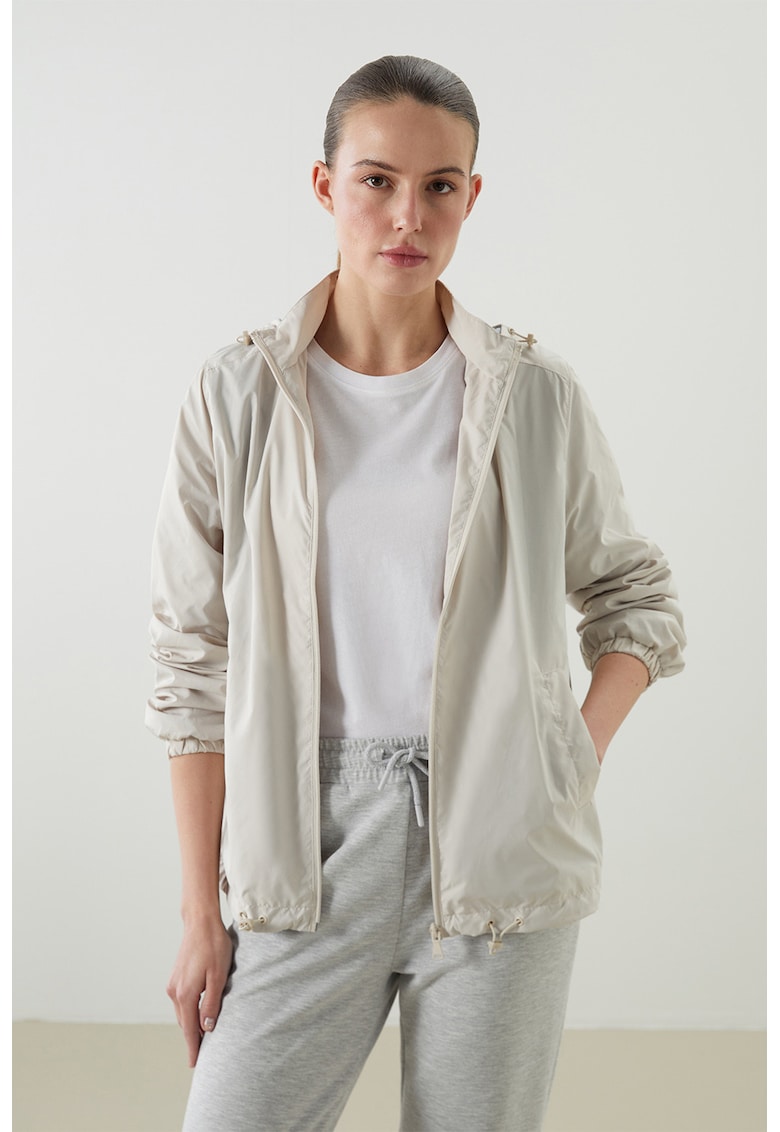 Jacheta usoara cu gluga