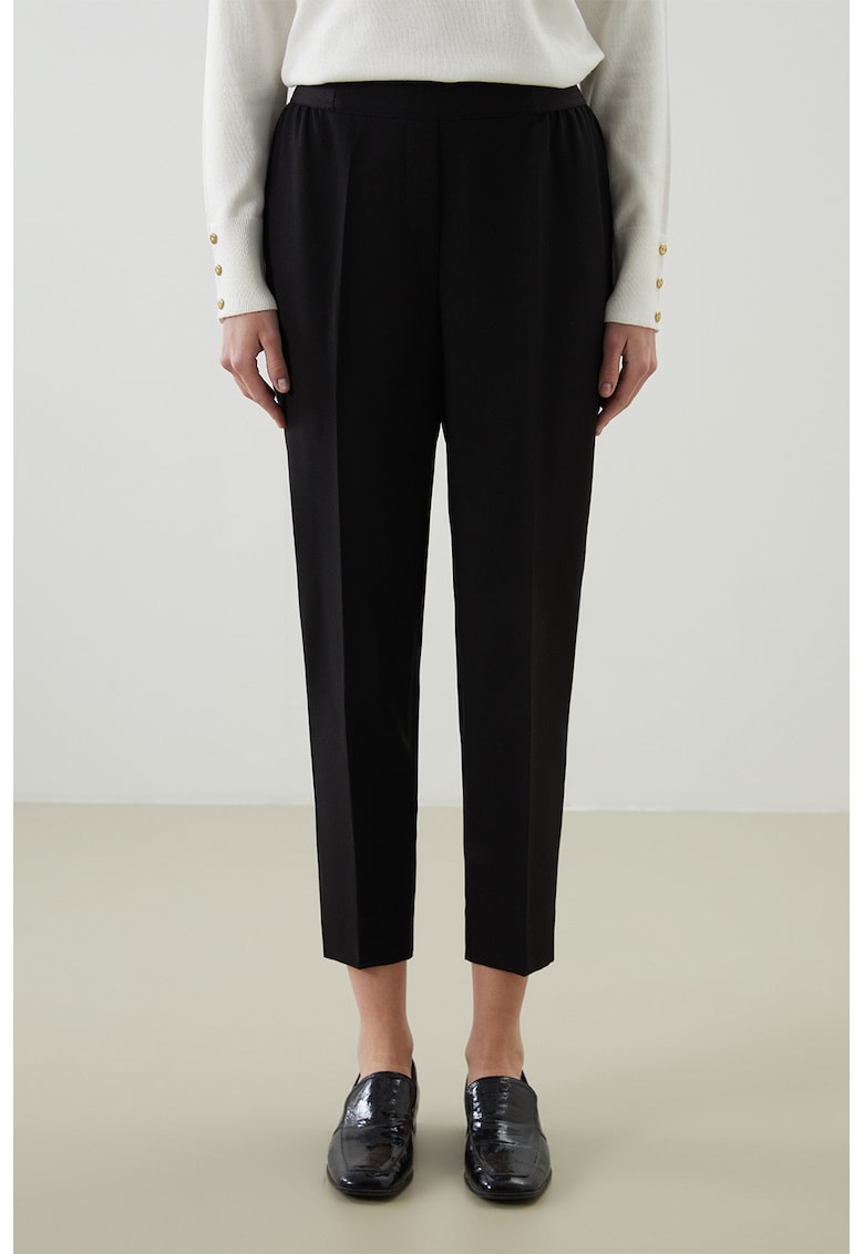 Pantaloni conici cu talie inalta