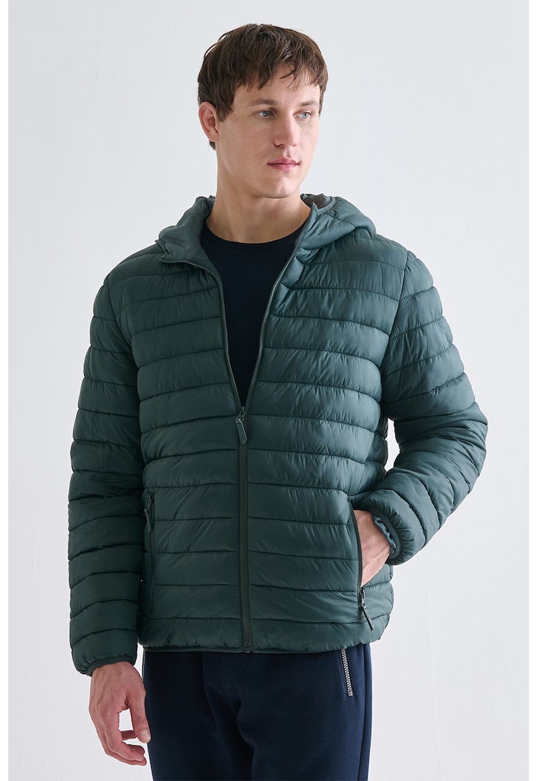 Jacheta cu gluga si vatelina