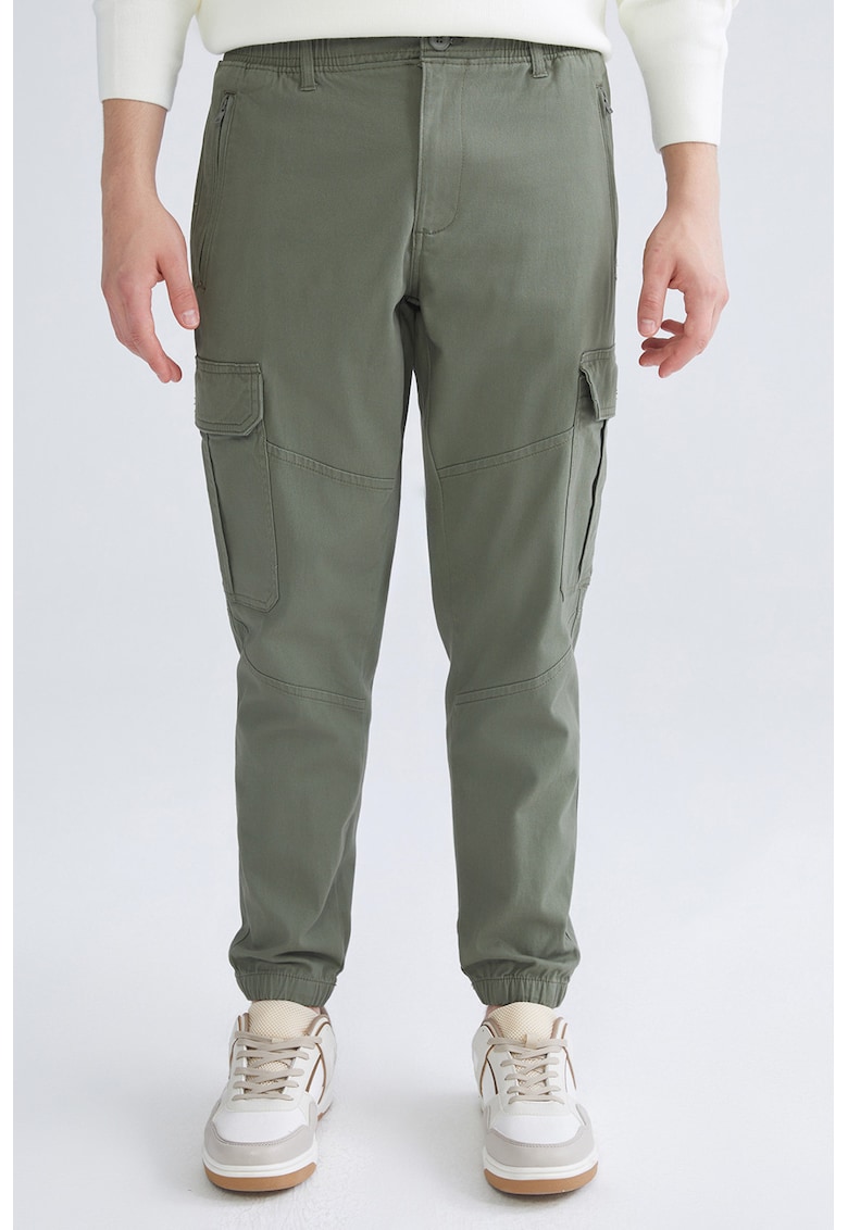 Pantaloni cargo cu croiala conica