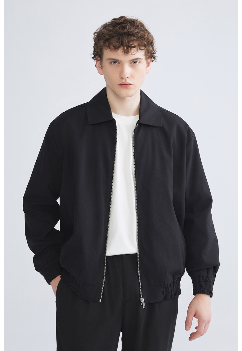 Jacheta bomber cu guler