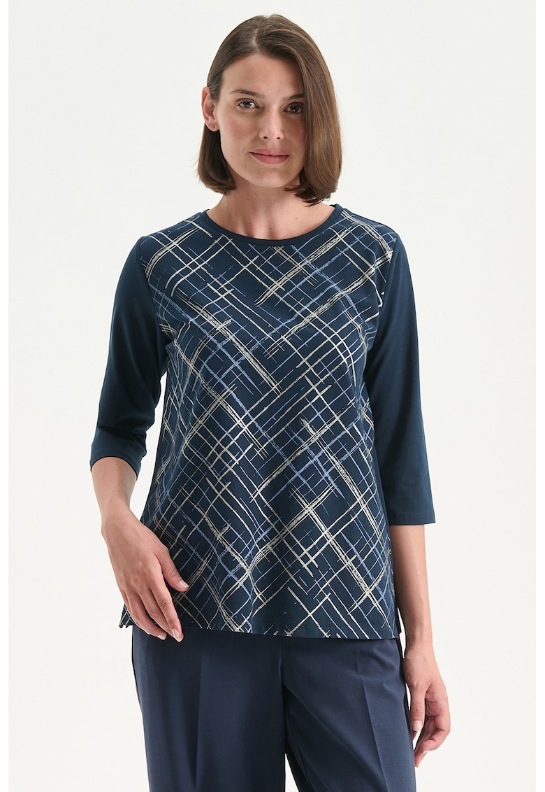 Bluza cu model in carouri si maneci 3/4