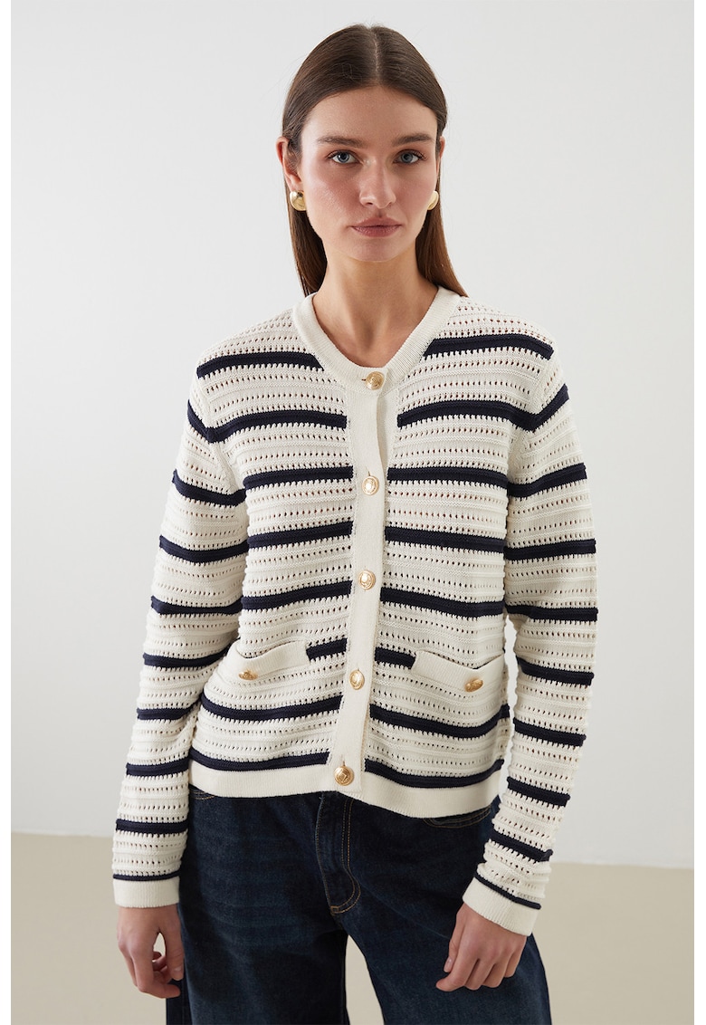 Cardigan cu nasturi si buzunare