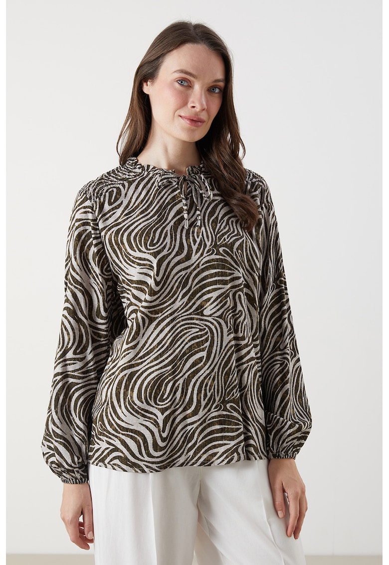 Bluza vaporoasa cu imprimeu