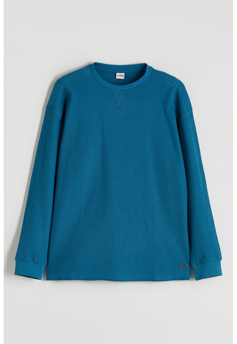 Bluza lejera cu decolteu rotund pe spate