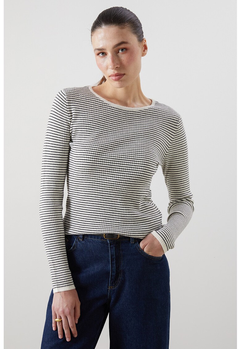 Pulover slim fit cu dungi - Alb fildes/Negru