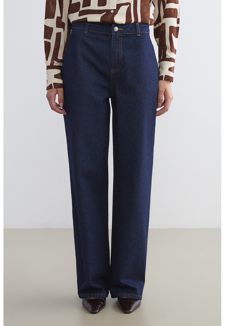 Blugi drepti Blugi drepti