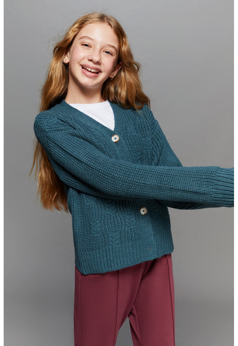 Cardigan tricotat cu nasturi