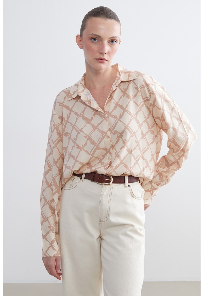 Camasa lejera in carouri