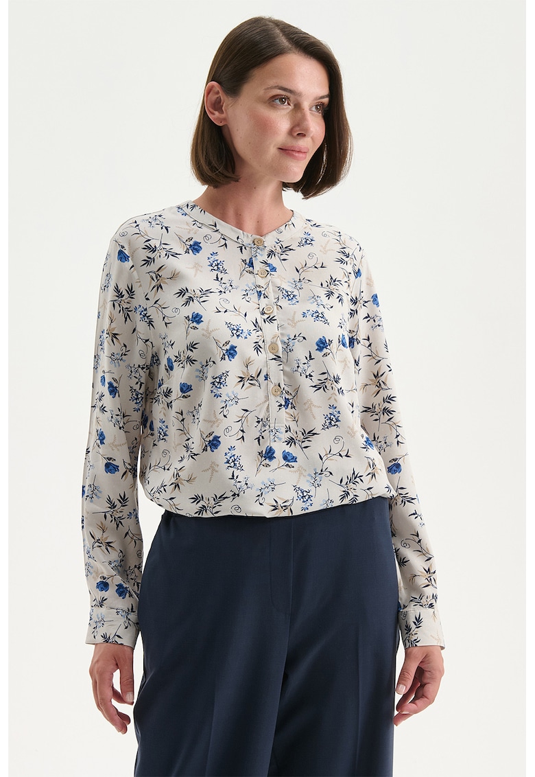 Bluza lejera cu model floral