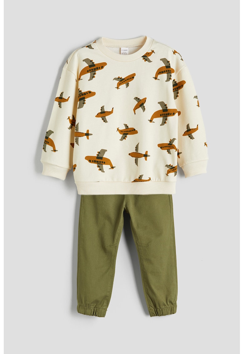 Set de pantaloni si bluza cu model - 2 piese