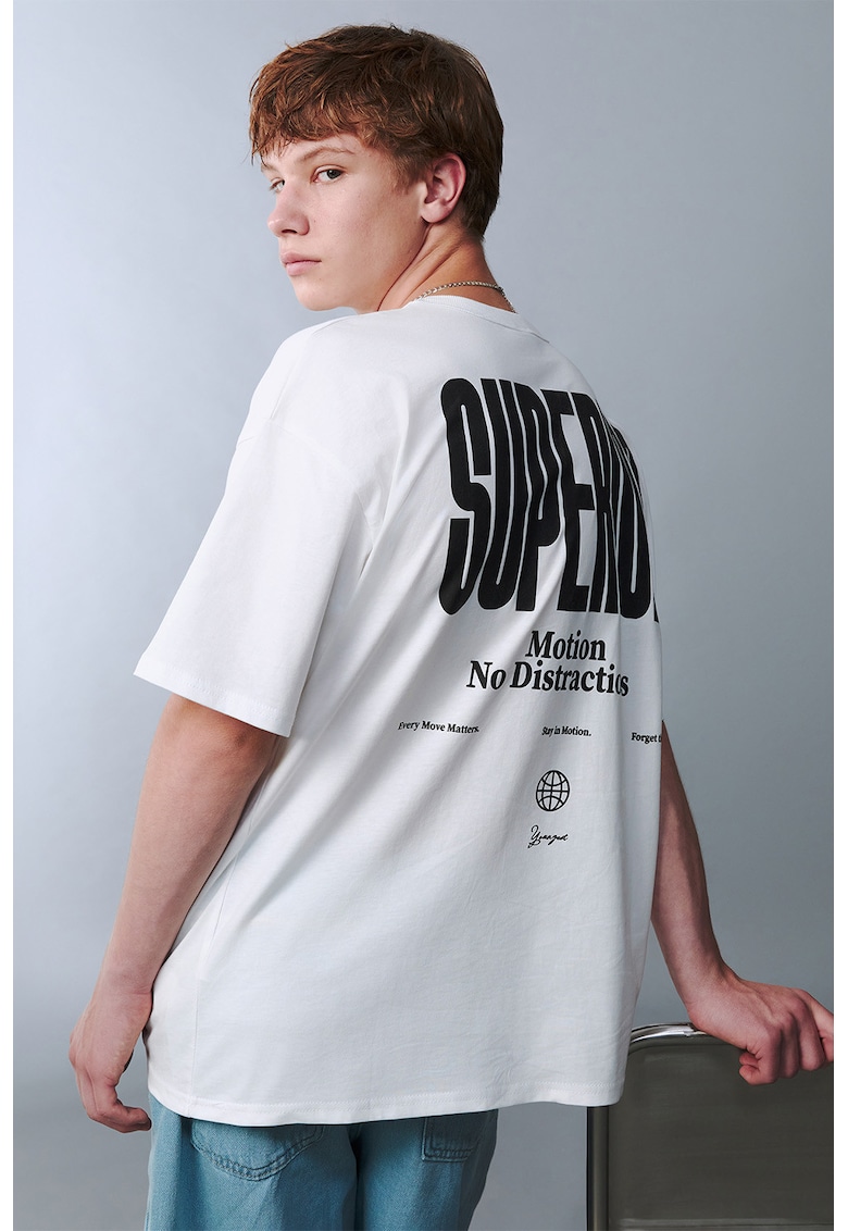 Tricou lejer cu imprimeu si maneci cazute