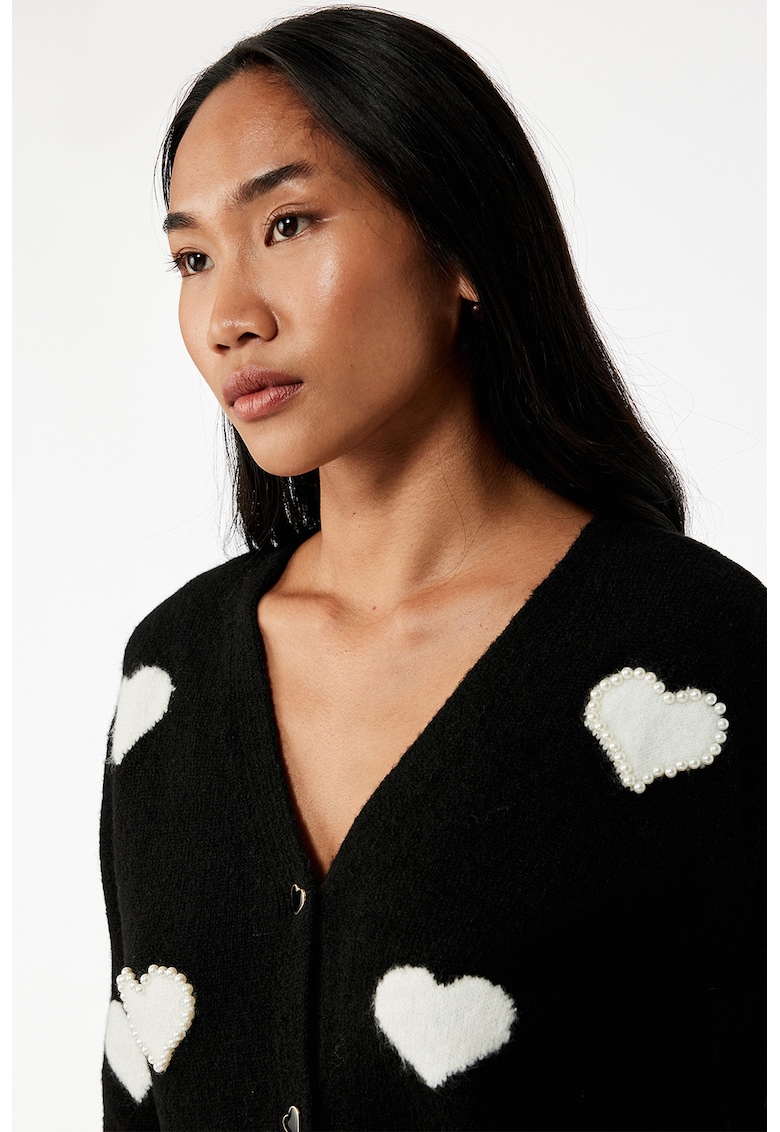 Cardigan cu model cu inimi