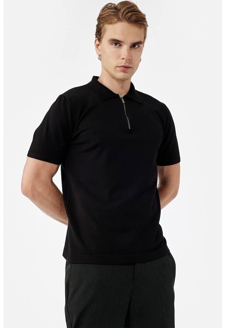Tricou polo cu fermoar scurt