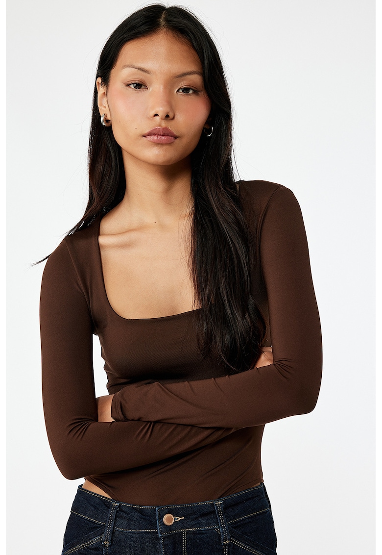 Bluza slim fit cu decolteu patrat