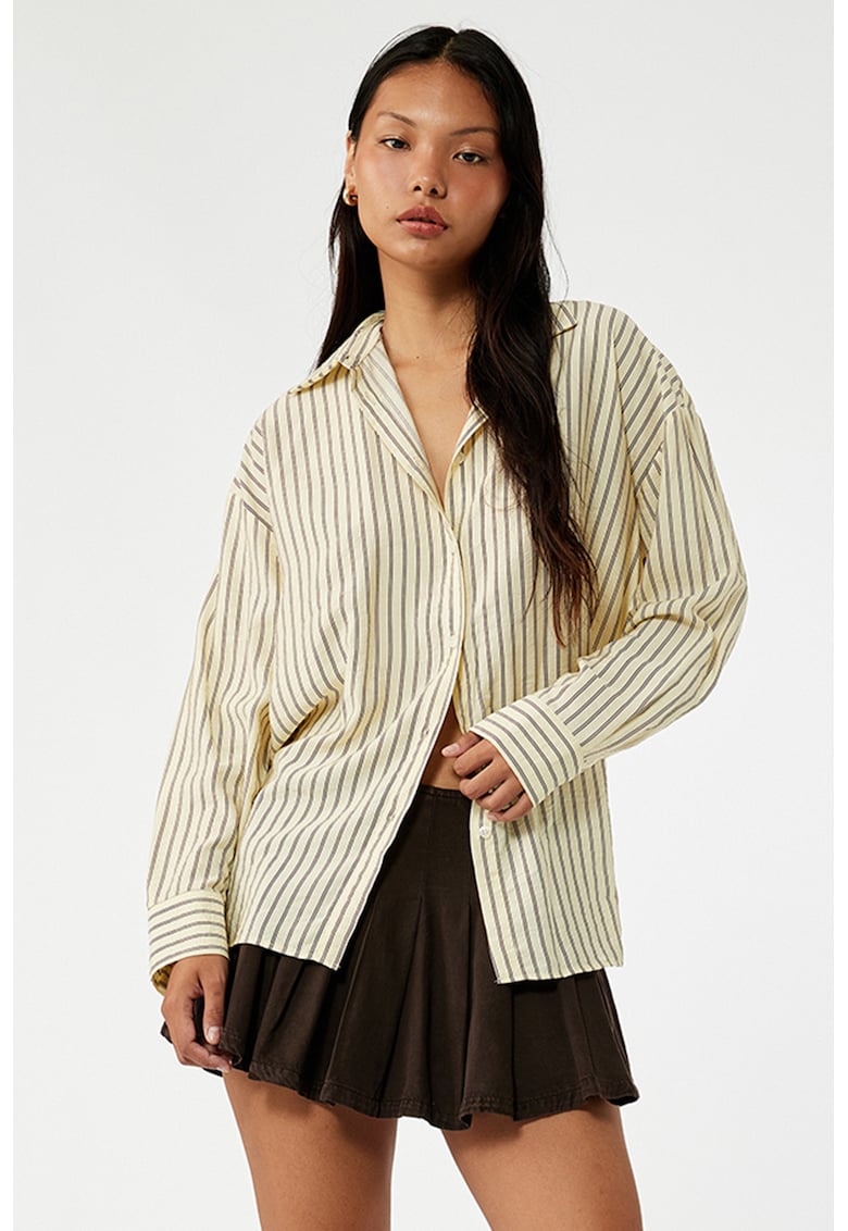 Camasa supradimensionata cu dungi Camasa supradimensionata cu dungi