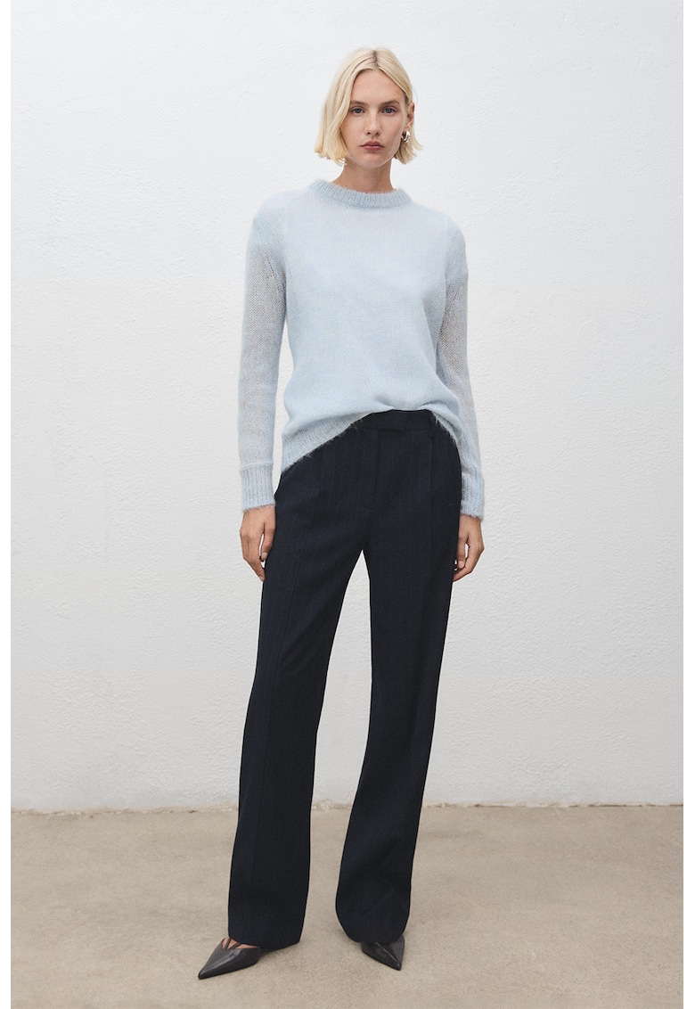 Pulover din amestec de lana alpaca cu decolteu la baza gatului