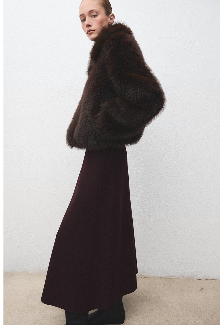 Fusta din amestec de lana cu croiala pe bie