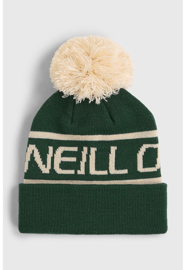 Caciula cu ciucure si logo