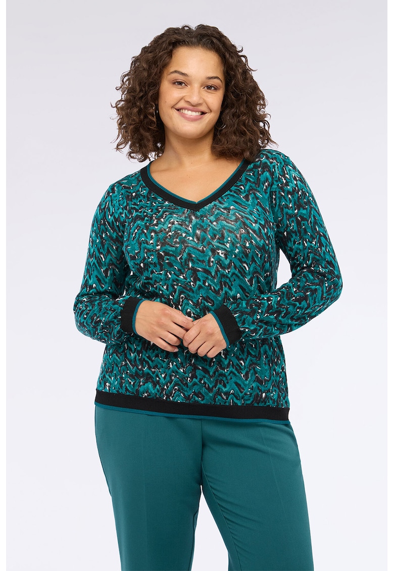 Pulover slim fit cu decolteu in V