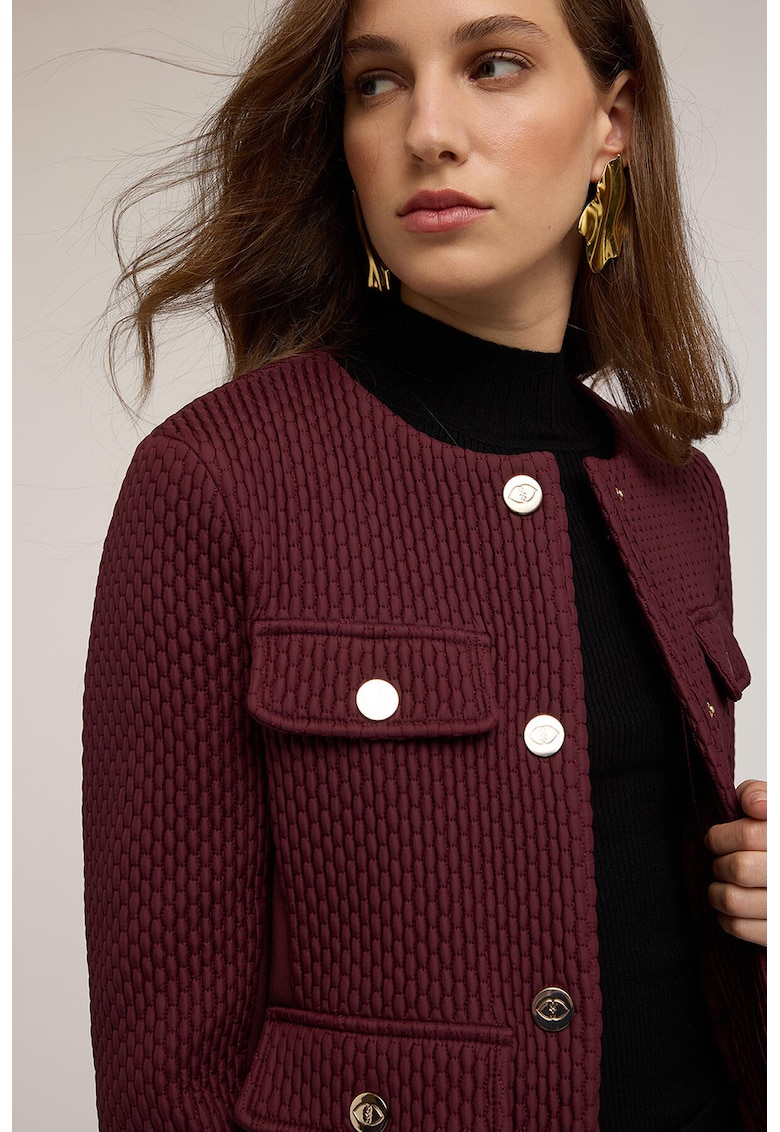 Jacheta texturata cu capse