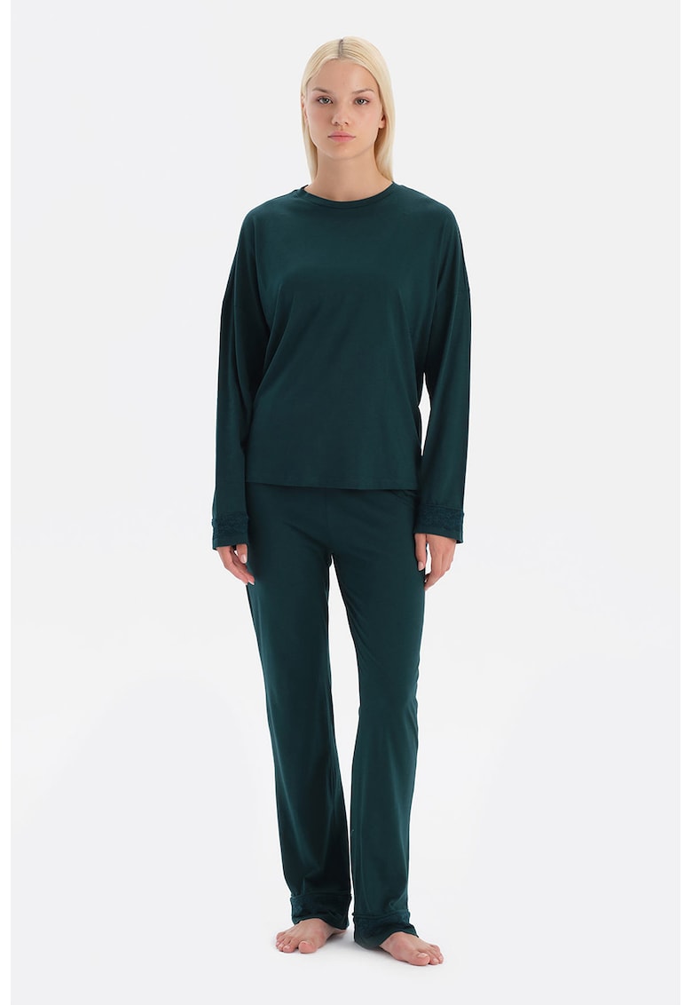 Pijama uni din amestec de modal Pijama uni din amestec de modal