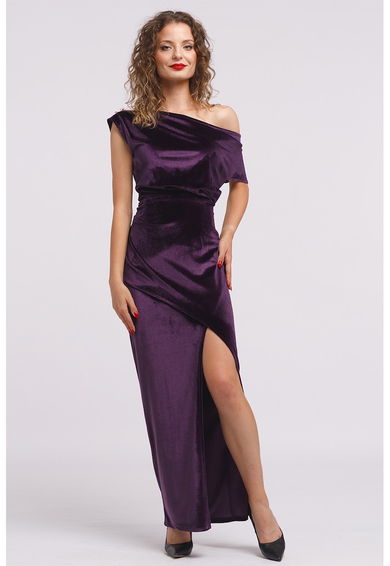 Rochie maxi catifelata cu decolteu pe un umar si slit frontal
