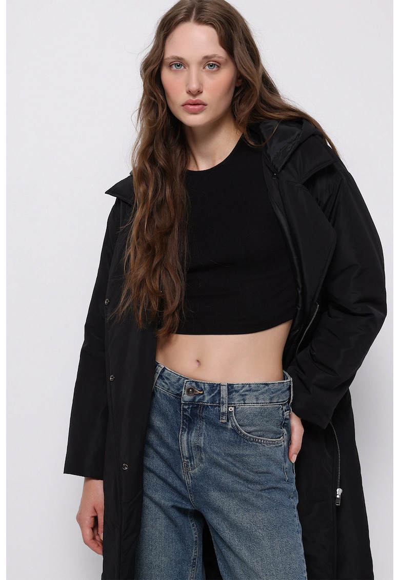 Haina cu revere decupate