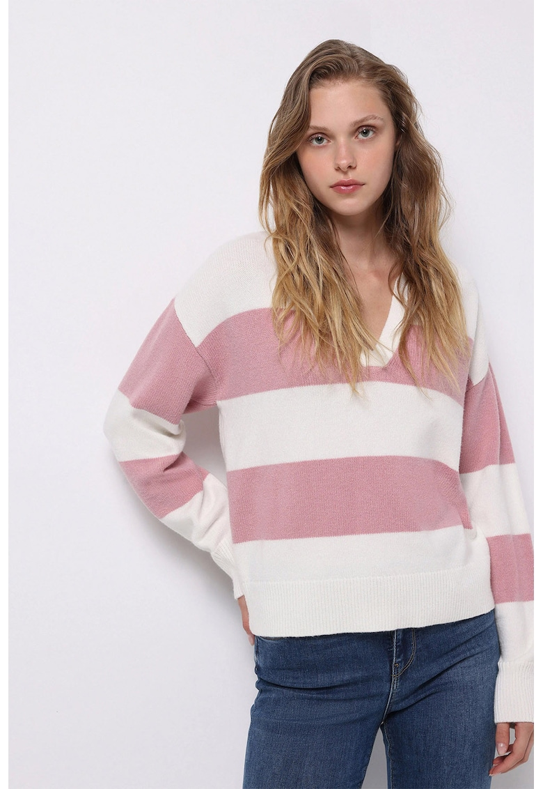 Pulover polo cu model in dungi