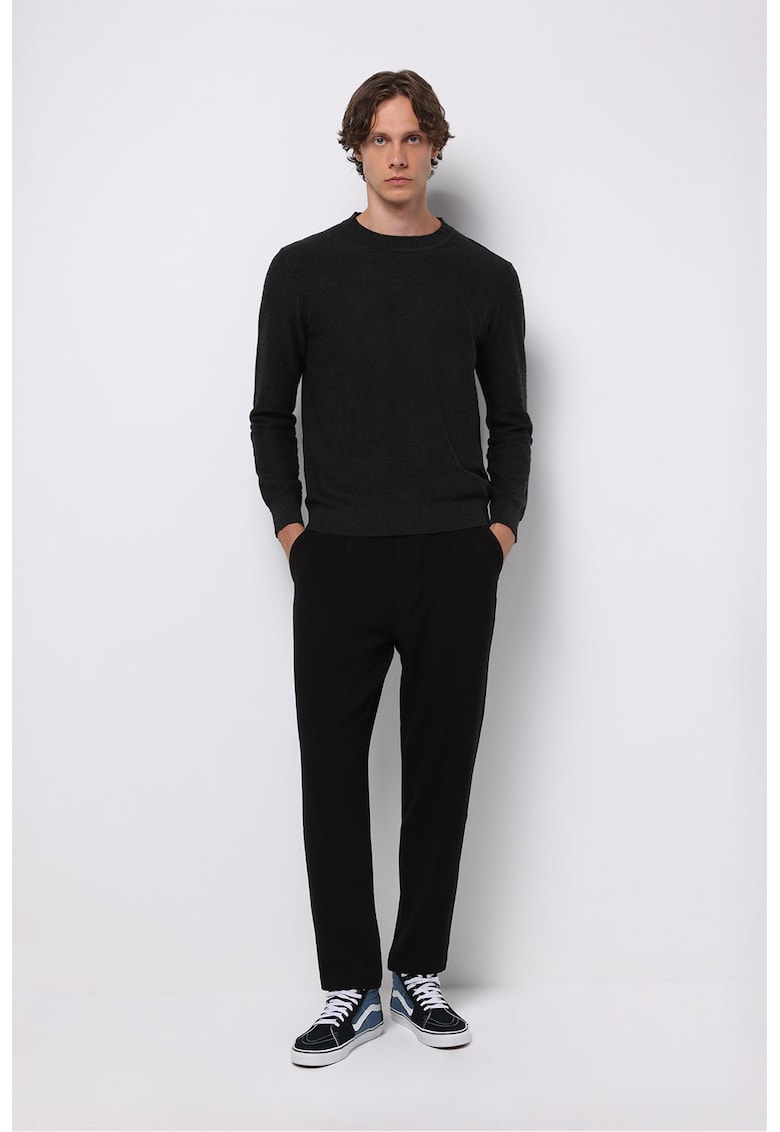 Pantaloni de trening cu croiala dreapta si snur de ajustare