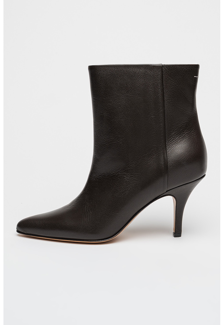 Botine cu varf ascutit