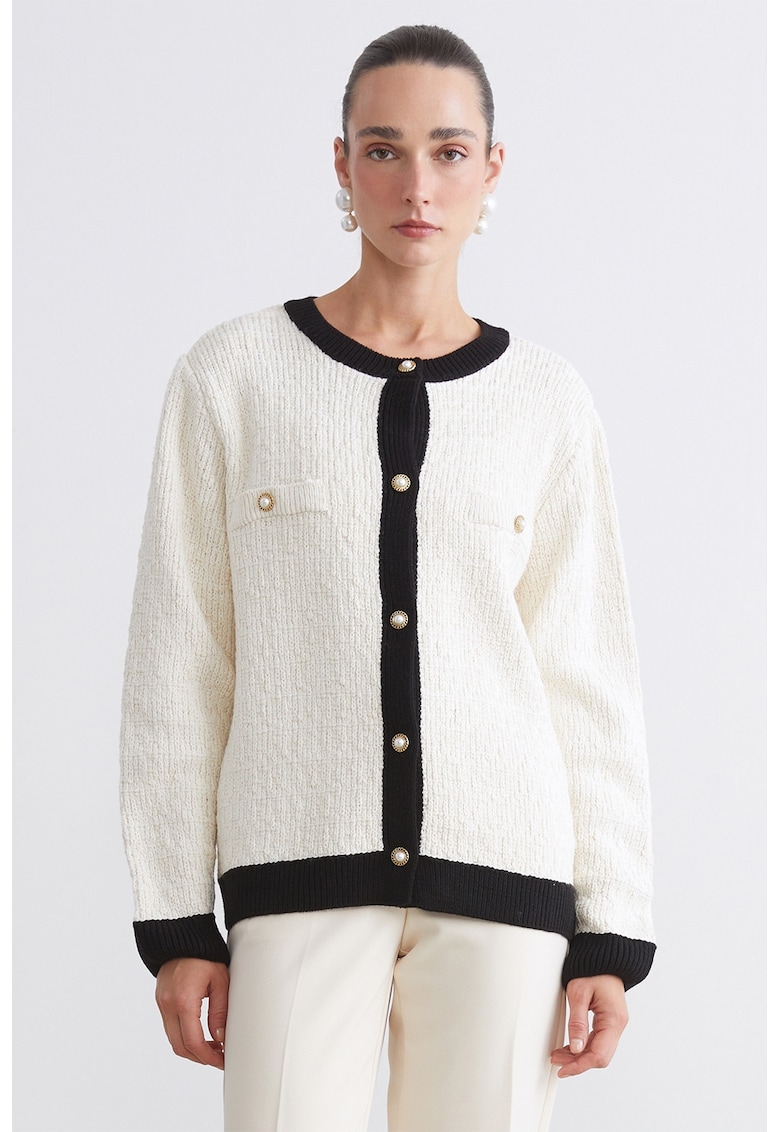 Cardigan cu nasturi bijuterie