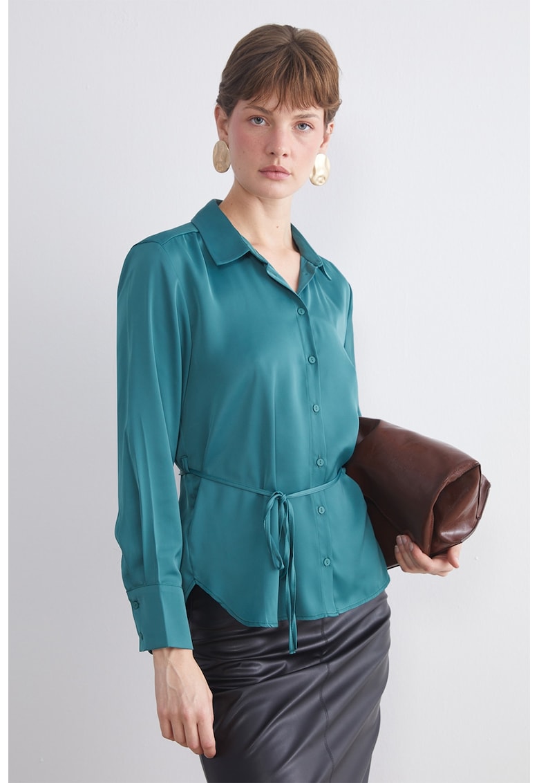 Camasa din satin cu cordon
