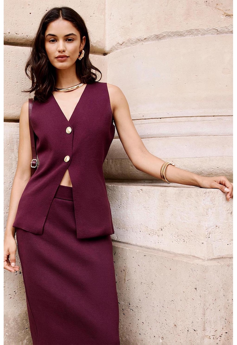 Vesta cu decolteu in V si nasturi