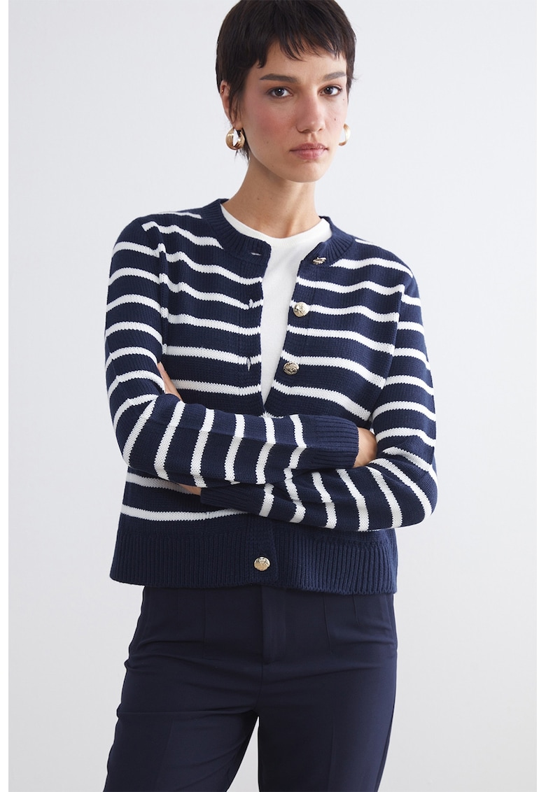 Cardigan in dungi cu nasturi