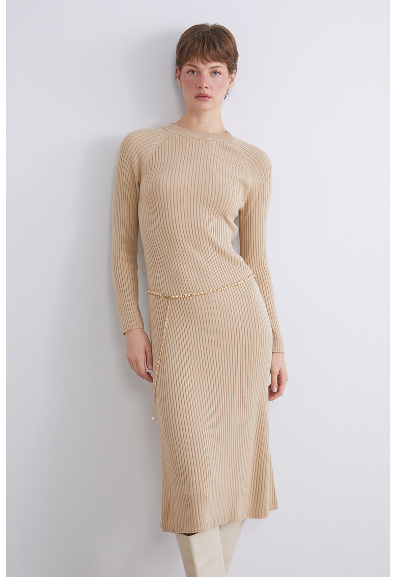 Rochie tricotata cu decolteu la baza gatului - Bej