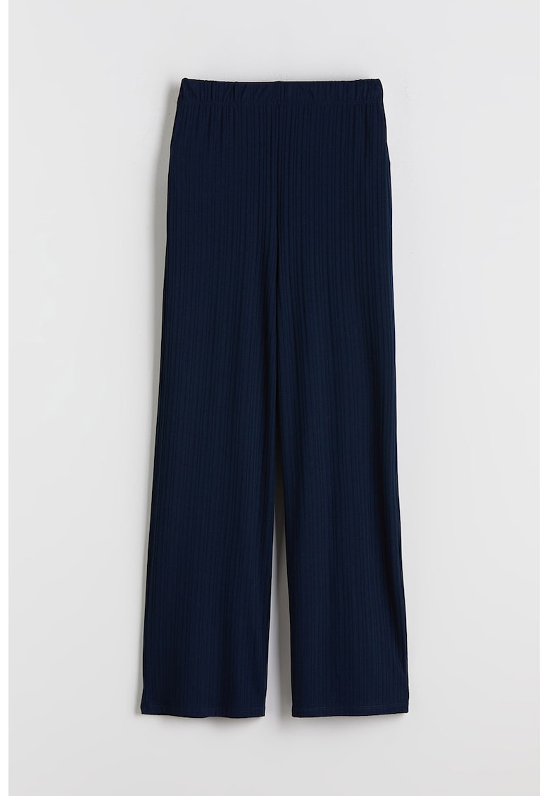 Pantaloni crop cu striatii