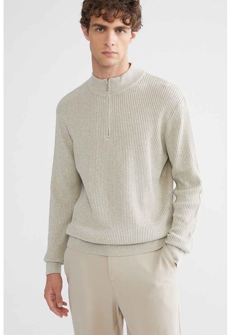 Pulover cu fenta cu fermoar