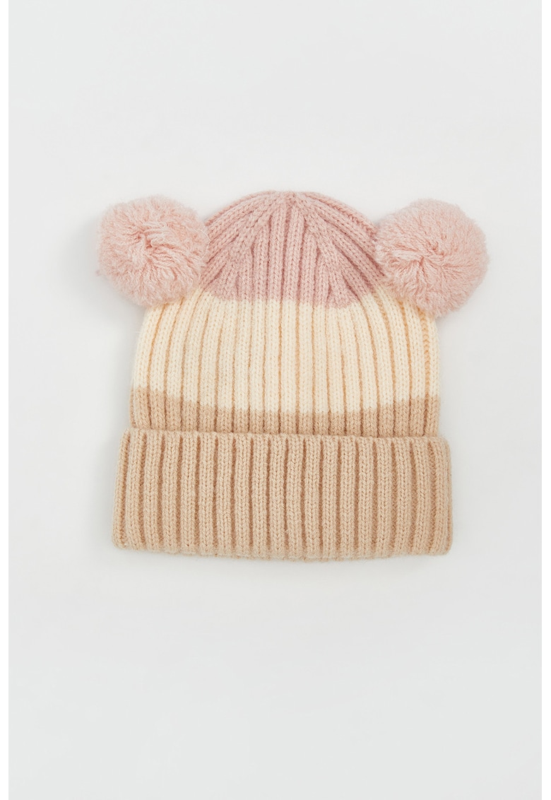 Caciula de iarna striata cu ciucuri