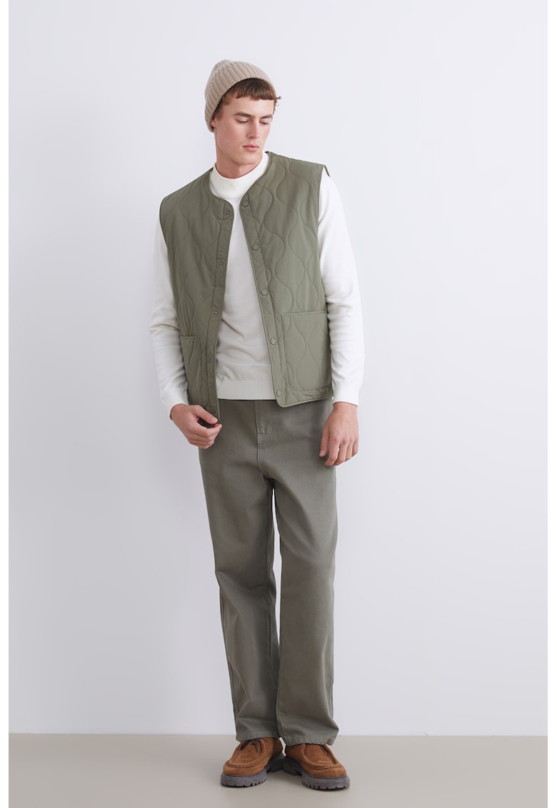 Vesta matlasata cu buzunare